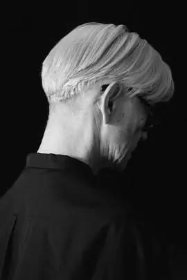 坂本龙一《Last Days》：在科技探索的终点，我们该如何面对艺术与生命的告别？